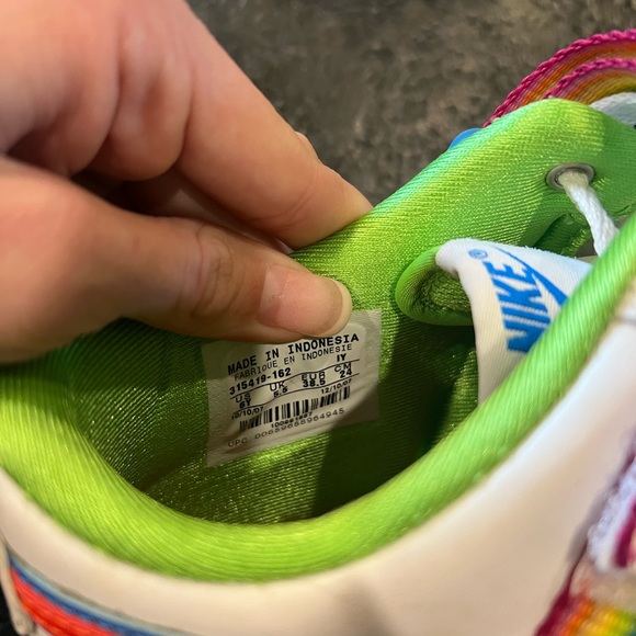 Rainbow Nike shoes. - Picture 2 of 4